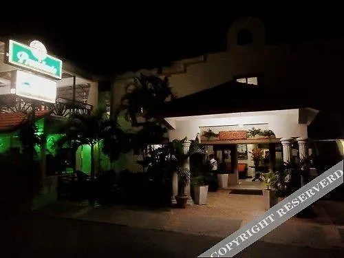Chic Hotel Montecristi San Fernando de Monte Cristi 2*,